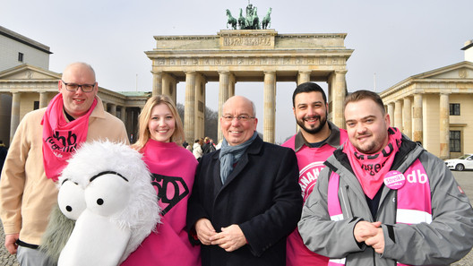 Stuhlaktion dbb Jugend Junge Polizei