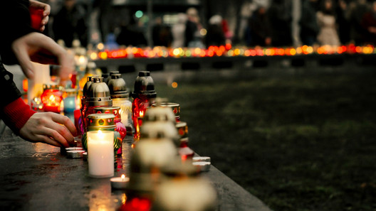 Gedenken-Kerzen-Trauer