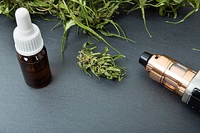 Cannabis freigeben - überfällig oder gefährlich? Cannabis freigeben - überfällig oder gefährlich?