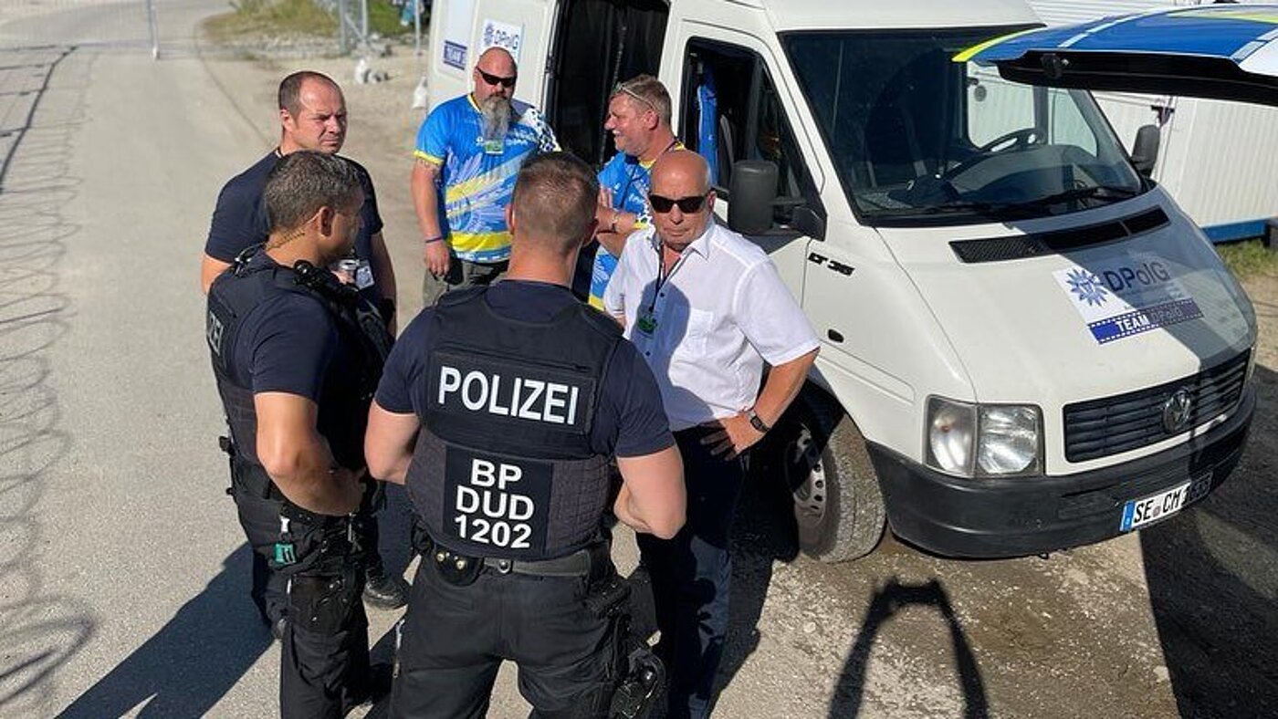Rainer Wendt Heiko Teggatz Gespräch mit Kollegen Elmau Rainer Wendt Heiko Teggatz Gespräch mit Kollegen Elmau