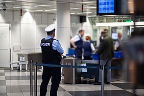 Bundespolizei Kontrolle Flughafen
