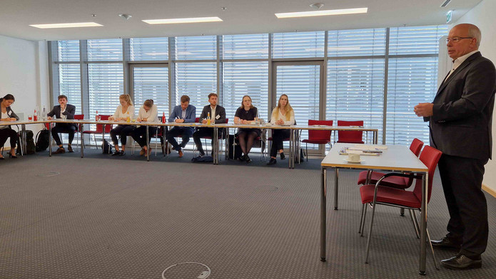 Zu Besuch: Der Bundesverband Sicherheitspolitik an Hochschulen