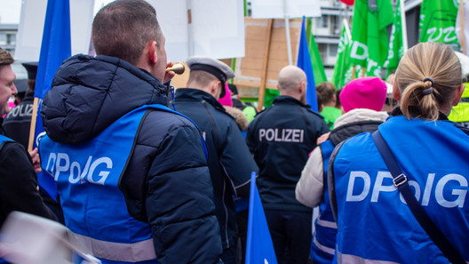DPolG Demonstranten in Potsdam