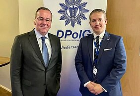 Innenminister Boris Pistorius und Landesvorsitzender Patrick Seegers Innenminister Boris Pistorius und Landesvorsitzender Patrick Seegers