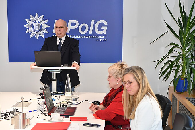 Rainer Wendt referiert bei Frauentagung